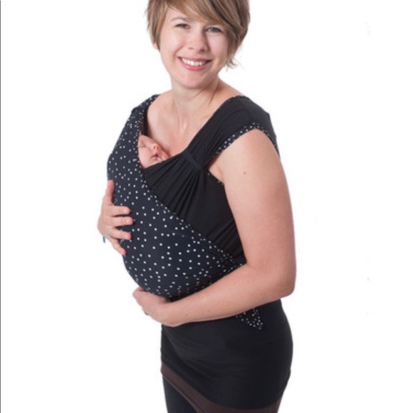 nesting days newborn carrier